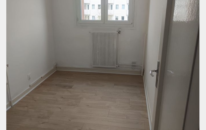 1 Pièce DIJON (21000)  31 m2 105 000 € 