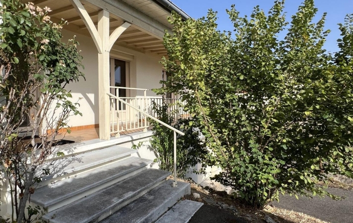 Maison CHALON-SUR-SAONE (71100)  180 m2 252 000 € 