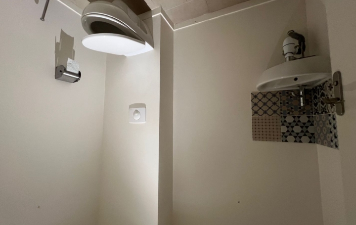 Maison CHATENOY-EN-BRESSE (71380)  180 m2 252 000 € 