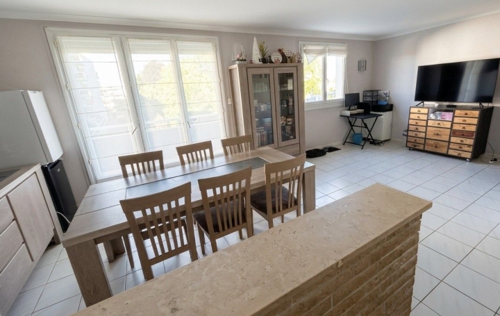 4 Pièces DIJON (21000)  81 m2 185 000 € 