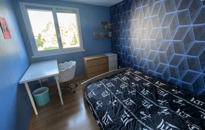 4 Pièces DIJON (21000)  81 m2 185 000 € 