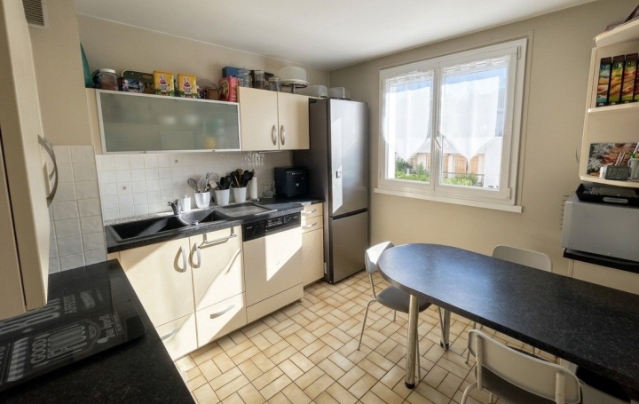 4 Pièces DIJON (21000)  81 m2 185 000 € 