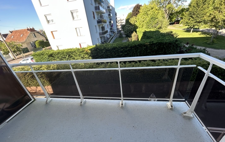 4 Pièces DIJON (21000)  81 m2 185 000 € 