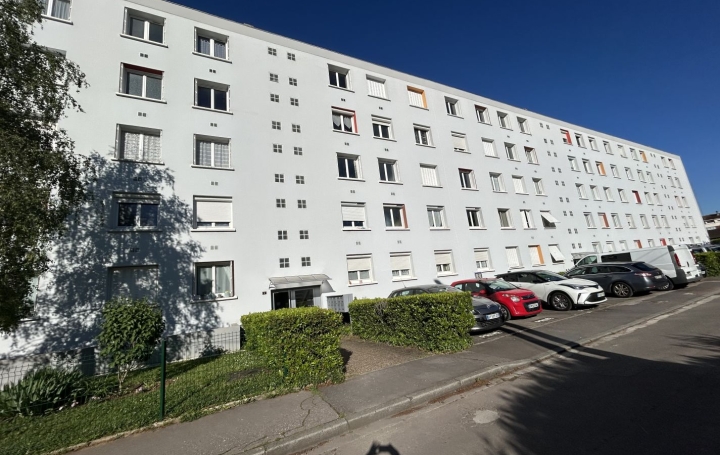 4 Pièces DIJON (21000)  81 m2 185 000 € 