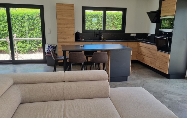 Maison EPERVANS (71380)  142 m2 329 000 € 