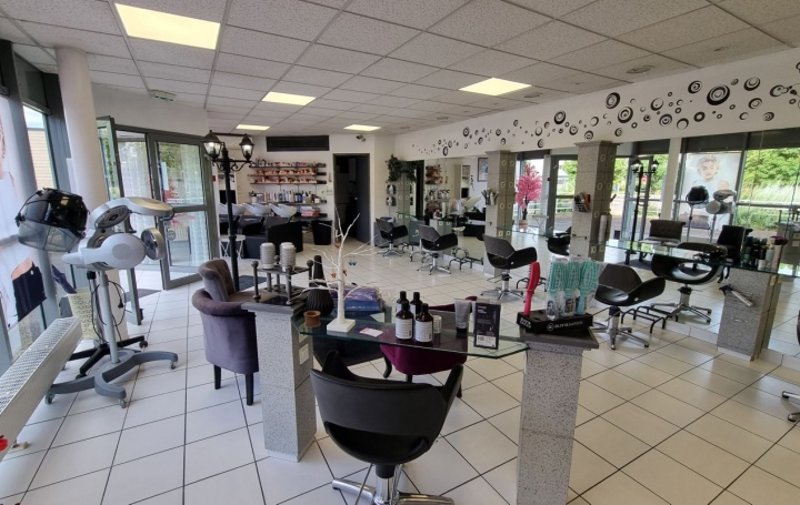 Activité commerciale CHALON-SUR-SAONE (71100)  70 m2 84 500 € 