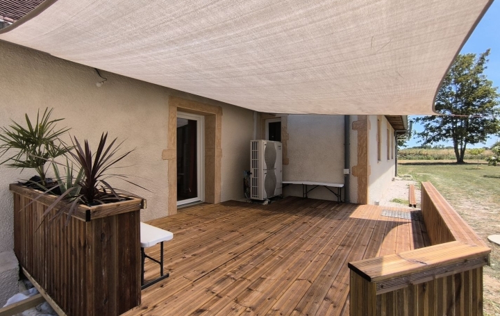 Maison LOUHANS (71500)  255 m2 372 000 € 