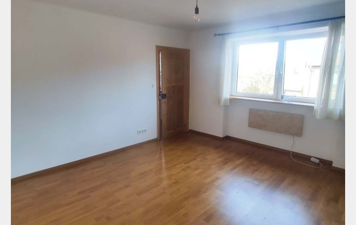 Maison ROLBING (57720)  180 m2 294 000 € 