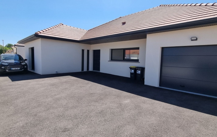 Maison 5 pièces 147 m² · à Sassenay · 147 m² · 379 000 €