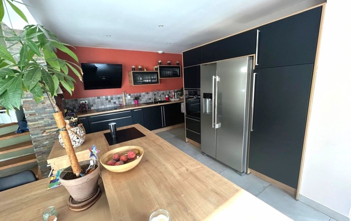 Maison FAUVERNEY (21110)  177 m2 419 000 € 