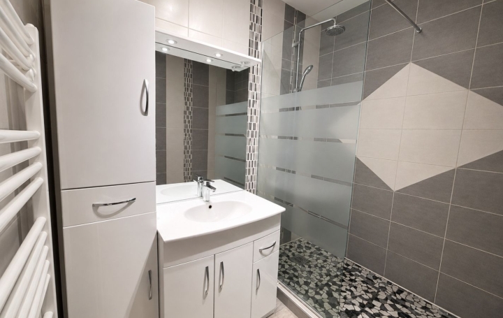 4 Pièces CHALON-SUR-SAONE (71100)  82 m2 144 400 € 
