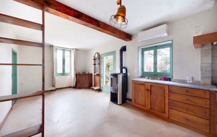 Maison FONTAINE-DE-VAUCLUSE (84800)  112 m2 305 000 € 