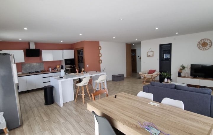 Maison CHALON-SUR-SAONE (71100)  129 m2 299 800 € 