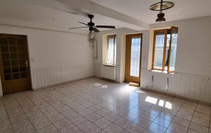 Maison CHALON-SUR-SAONE (71100)  200 m2 137 000 € 