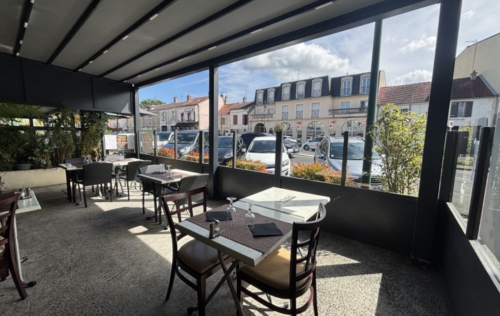 Local commercial LAMORLAYE (60260)  75 m2 319 000 € 