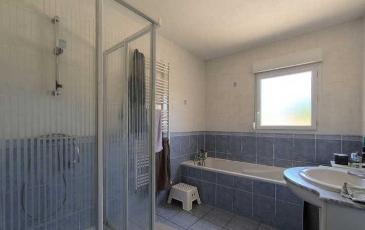 Maison BEAUNE (21200)  111 m2 259 000 € 