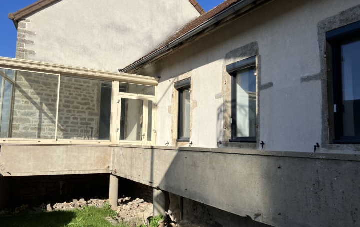 Maison SAINT-LEGER-SUR-DHEUNE (71510)  126 m2 179 000 € 