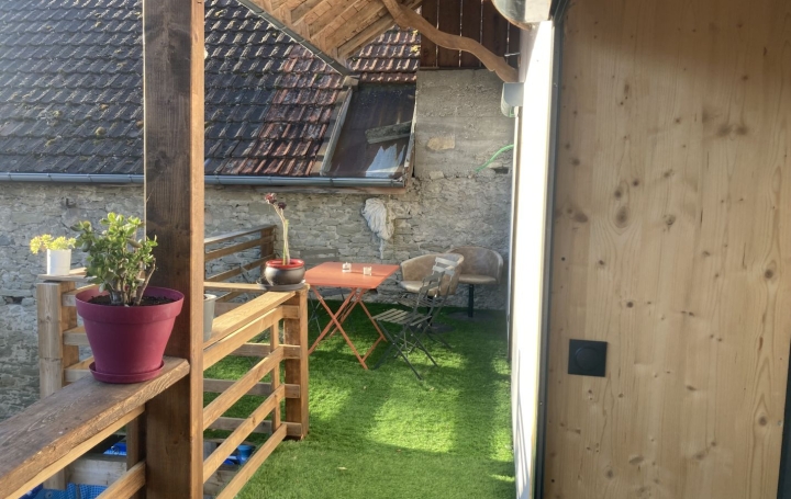 Maison BASSY (74910)  242 m2 421 200 € 