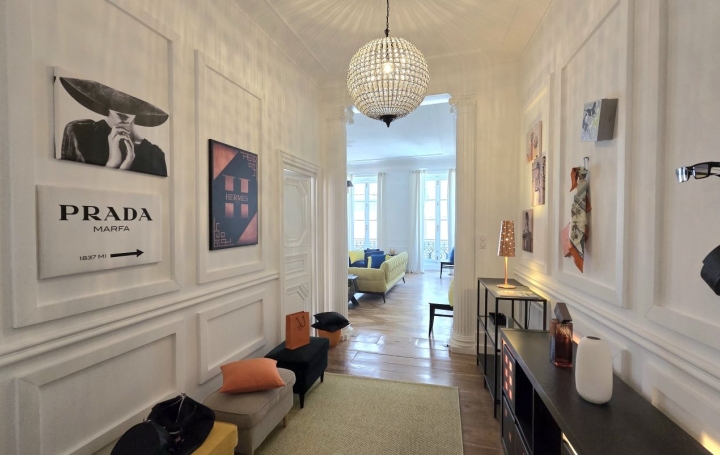 7 Pièces CHALON-SUR-SAONE (71100)  172 m2 488 000 € 