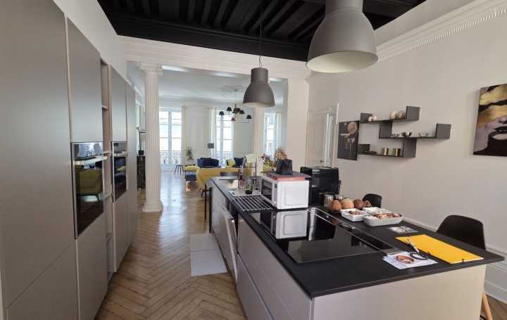 7 Pièces CHALON-SUR-SAONE (71100)  172 m2 488 000 € 