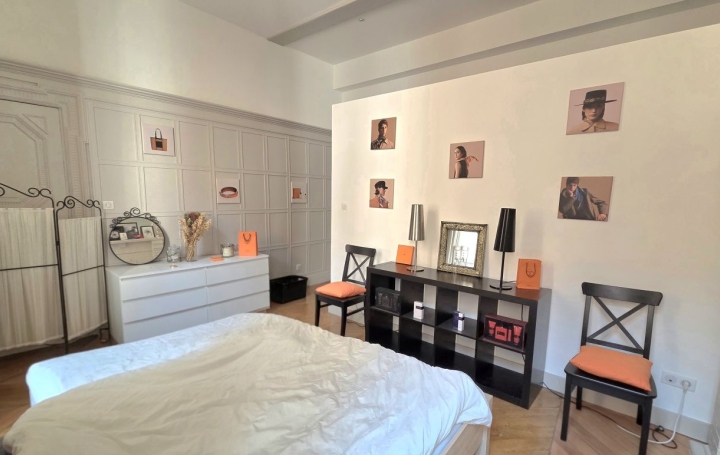 7 Pièces CHALON-SUR-SAONE (71100)  172 m2 488 000 € 