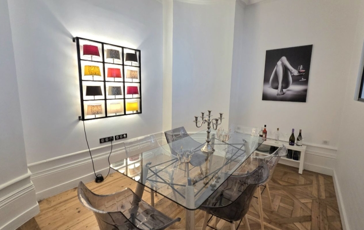 7 Pièces CHALON-SUR-SAONE (71100)  172 m2 488 000 € 