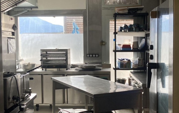 Activité commerciale PASSY (74190)  129 m2 88 000 € 