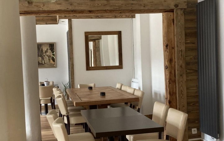 Local d'activité PASSY (74190)  129 m2 345 600 € 