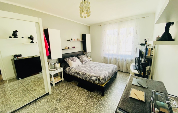 Maison de ville CARCASSONNE (11000)  106 m2 180 000 € 