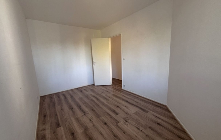 4 Pièces CHALON-SUR-SAONE (71100)  82 m2 144 400 € 