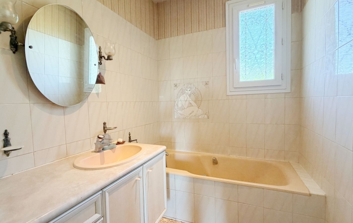 Maison CRISSEY (71530)  114 m2 169 000 € 