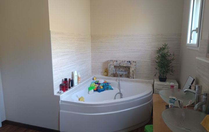 Maison FLAVIGNEROT (21160)  149 m2 395 000 € 