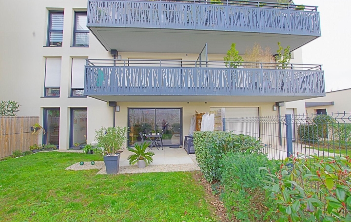 Réseau Immo-diffusion : Appartement P3  LES SABLES-D'OLONNE  57 m2 285 000 € 