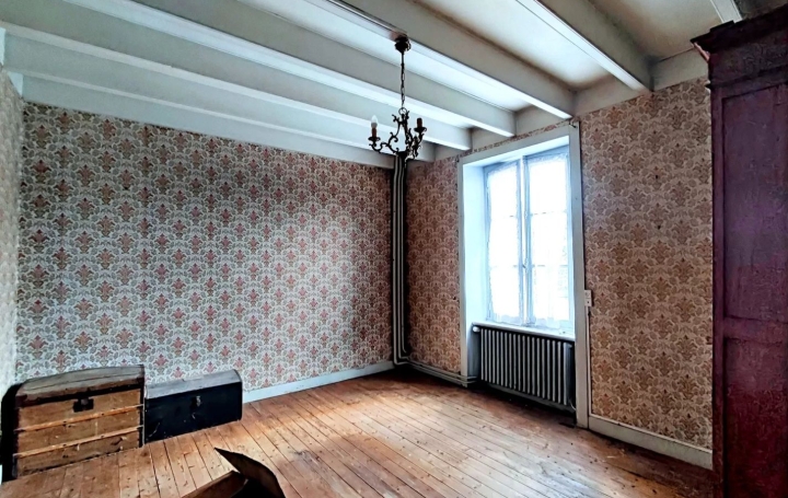 Maison SAINT-PIERRE-EGLISE (50330)  106 m2 180 200 € 