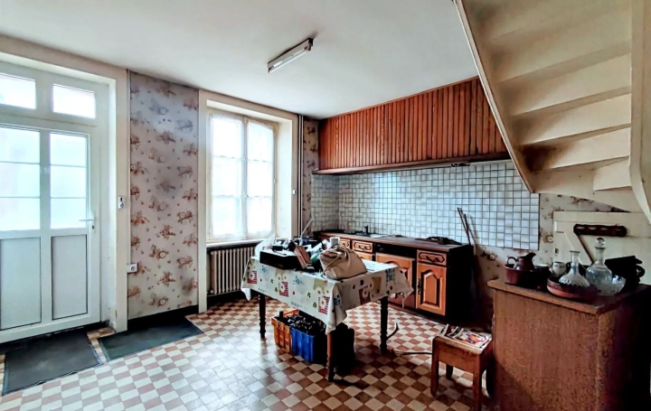 Maison SAINT-PIERRE-EGLISE (50330)  106 m2 180 200 € 