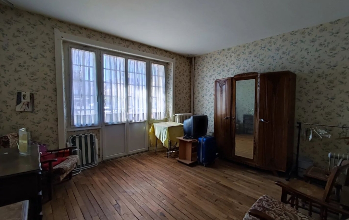 Maison SAINT-PIERRE-EGLISE (50330)  77 m2 96 750 € 