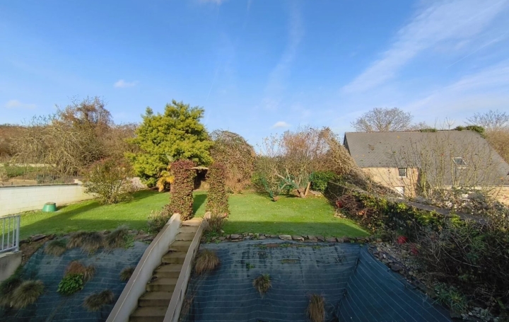 Maison QUETTEHOU (50630)  70 m2 250 500 € 