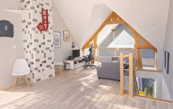 Maison TOCQUEVILLE (50330)  169 m2 341 250 € 