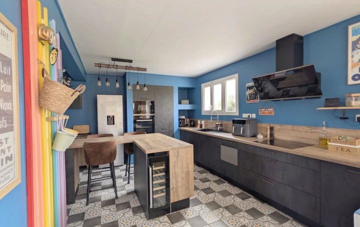 Maison VICQ-SUR-MER (50330)  108 m2 279 575 € 