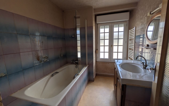 Maison VICQ-SUR-MER (50330)  62 m2 137 385 € 
