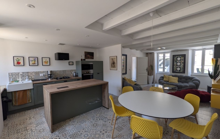 Maison SAINT-PIERRE-EGLISE (50330)  102 m2 277 720 € 