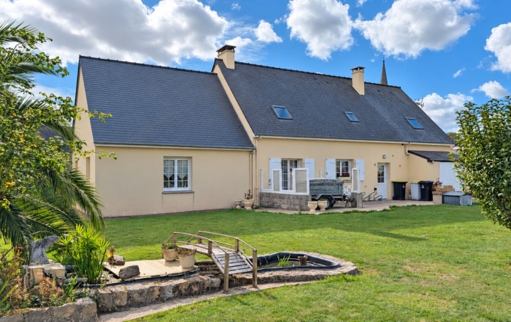 Maison 7 pièces 161 m² · à Réville · 161 m² · 367 500 €