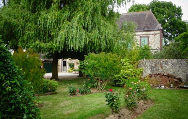 Maison VAUPILLON (28240)  280 m2 315 000 € 