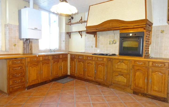 Maison MANOU (28240)  150 m2 101 650 € 