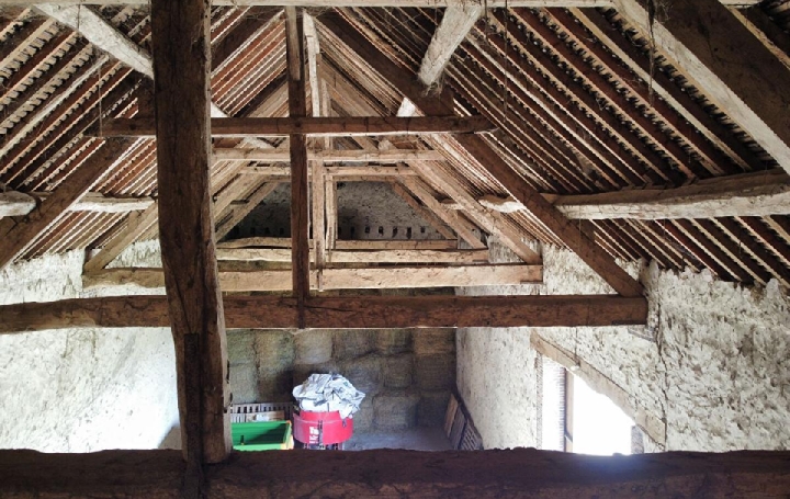 Maison LA LOUPE (28240)  180 m2 75 600 € 