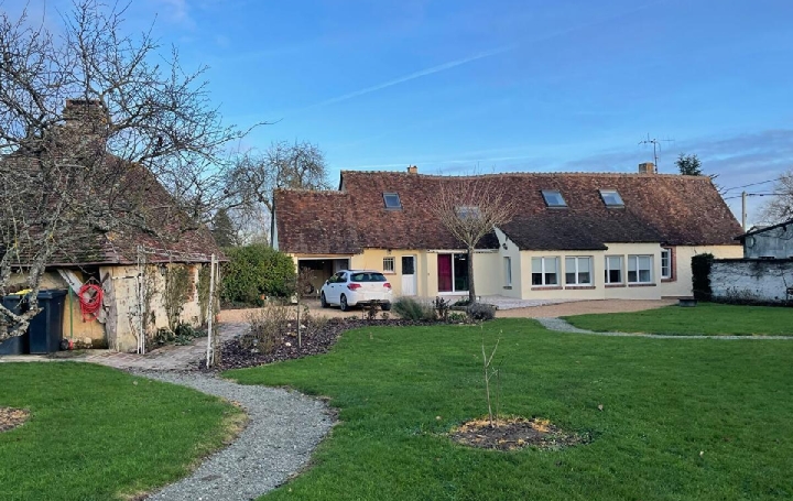 Réseau Immo-diffusion : Maison  LA LOUPE  150 m2 267 750 € 