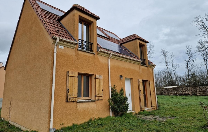 Réseau Immo-diffusion : Maison  LA LOUPE  114 m2 160 500 € 