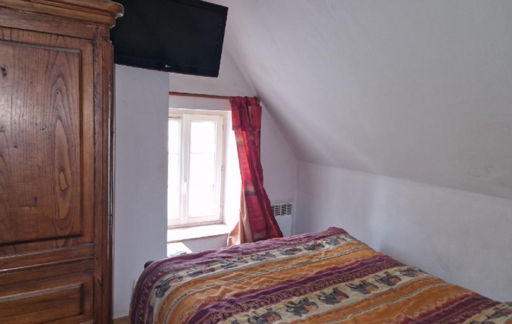 Maison SAINT-VICTOR-DE-BUTHON (28240)  146 m2 55 000 € 