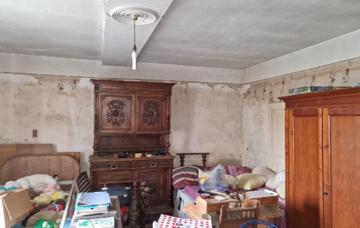 Maison SAINT-VICTOR-DE-BUTHON (28240)  146 m2 55 000 € 