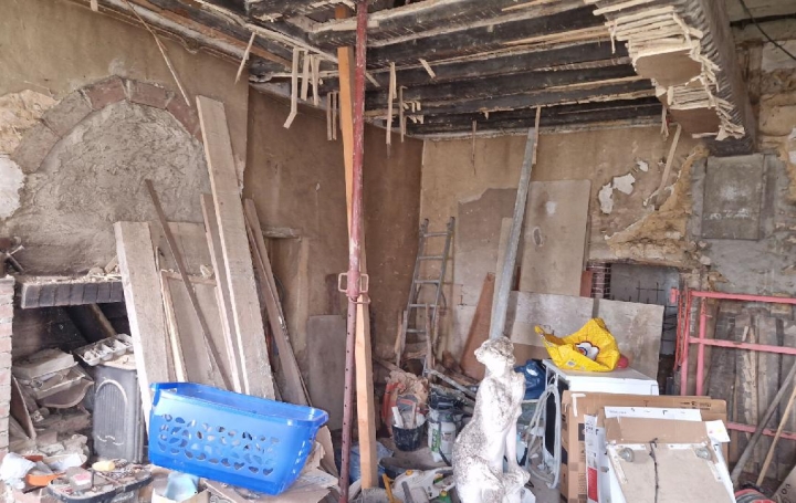 Maison SAINT-VICTOR-DE-BUTHON (28240)  146 m2 55 000 € 